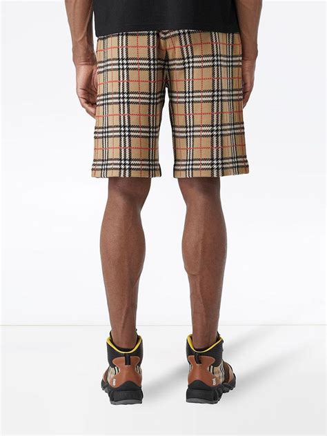 wearing burberry shorts men